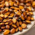 crispy air fryer pumpkin seeds - featured image